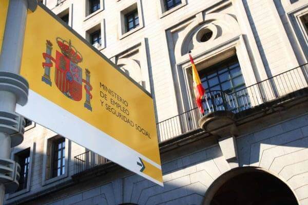 El gobierno quiere premiar la seguridad laboral con incentivos